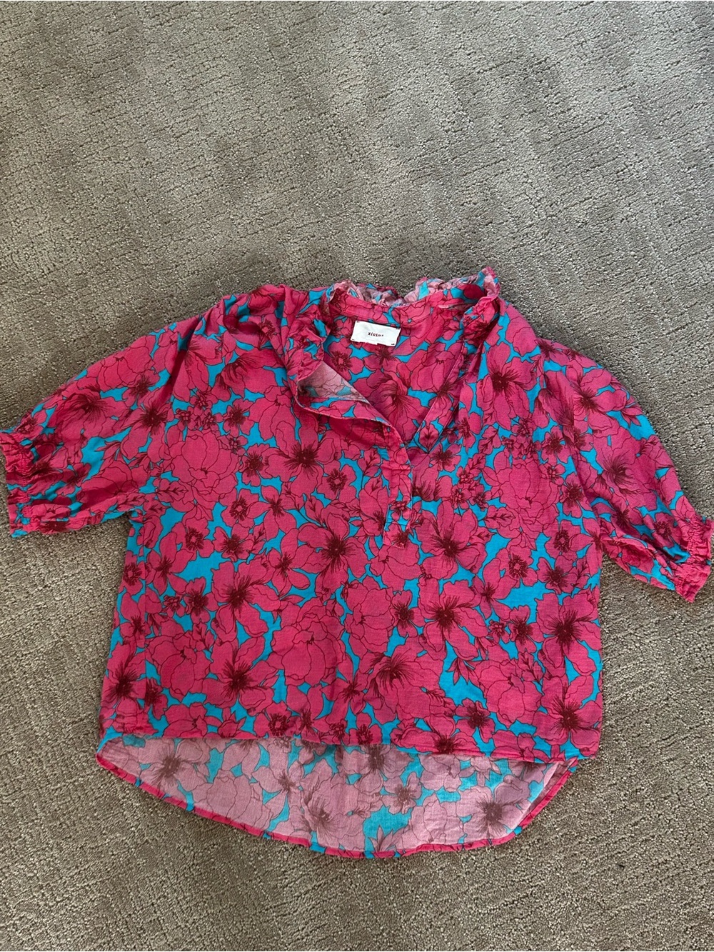 Stunning!  Floral blouse